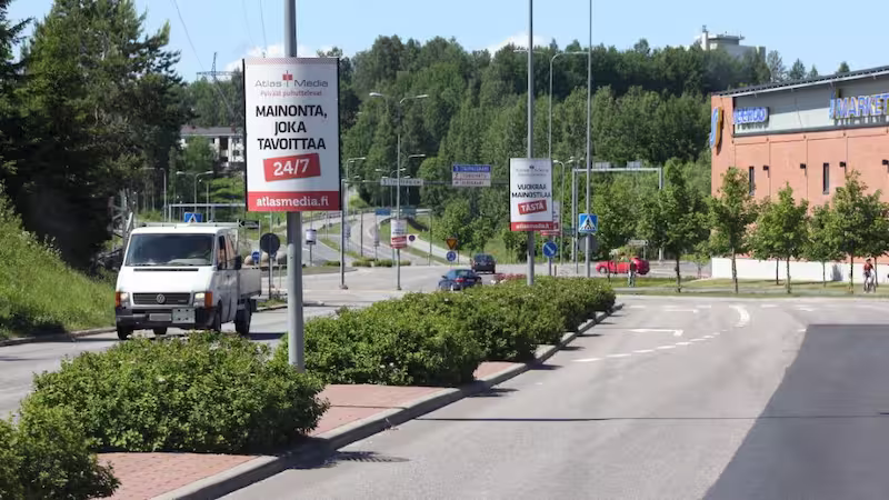 ulkomainonta-lappeenranta-pylvasmainos Ulkomainostaulut Pallossa